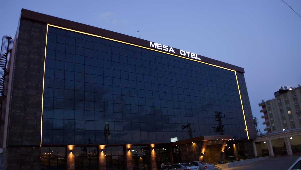 Mesa Hotel Batman Esterno foto
